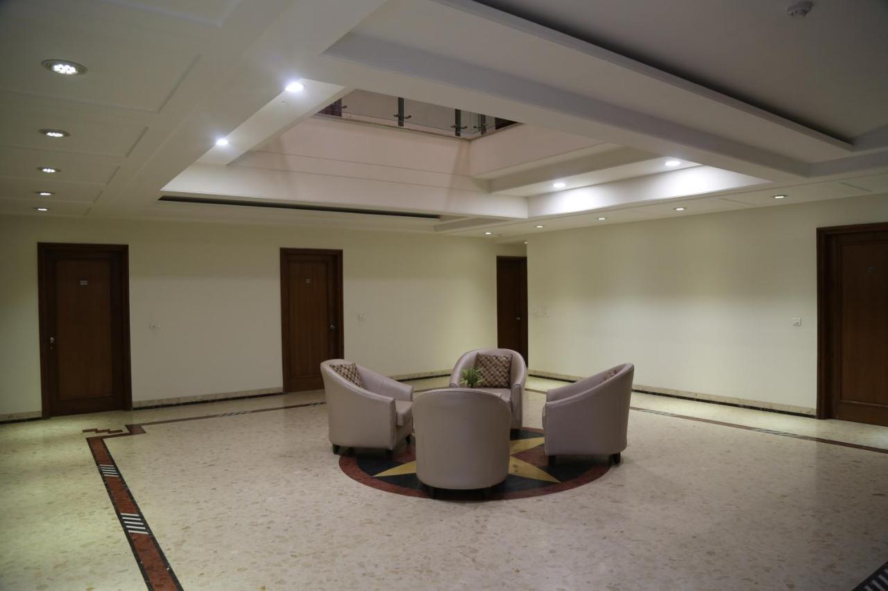 Hotel Bhoomivilas Agra  Kültér fotó