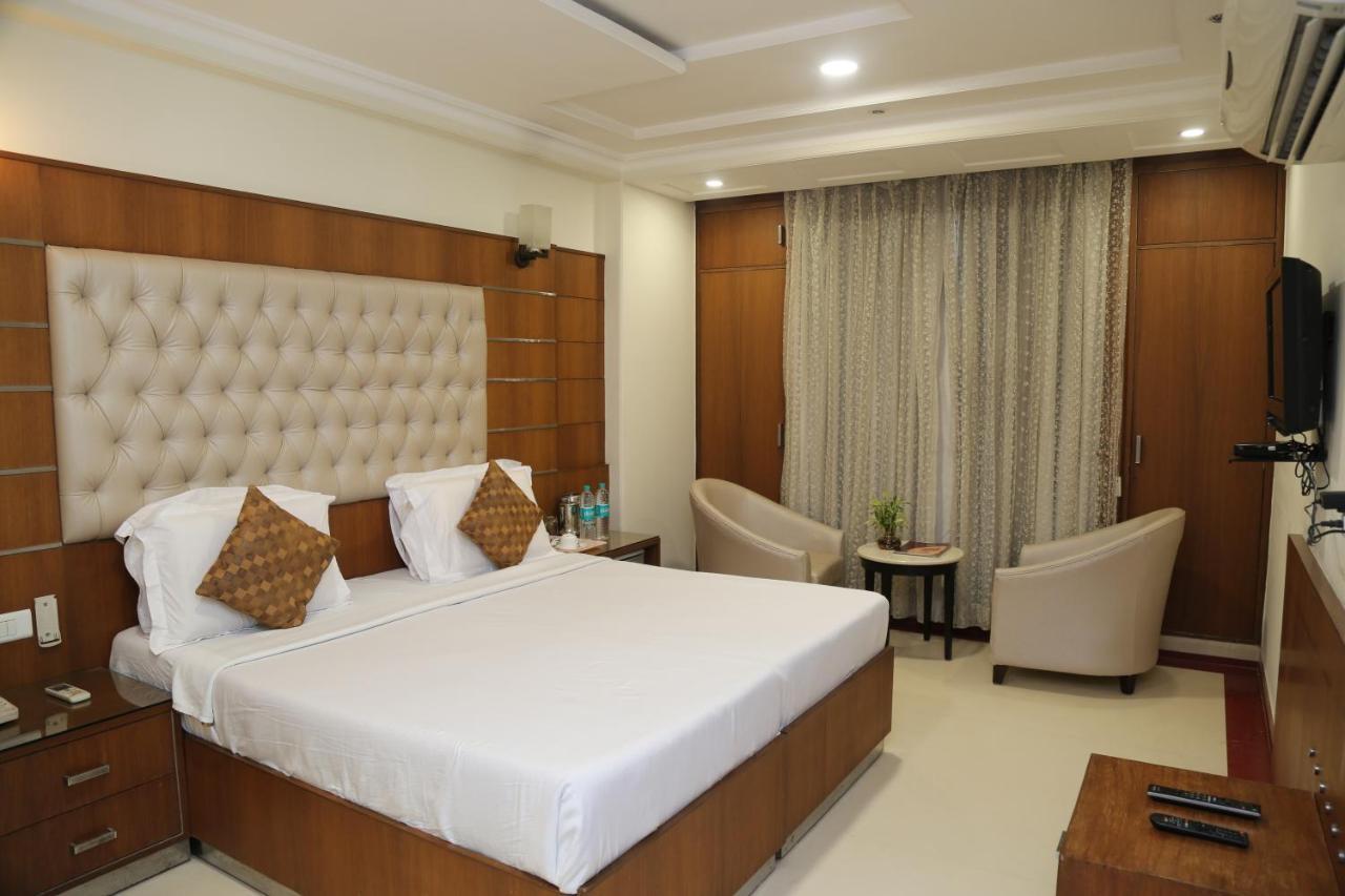 Hotel Bhoomivilas Agra  Kültér fotó